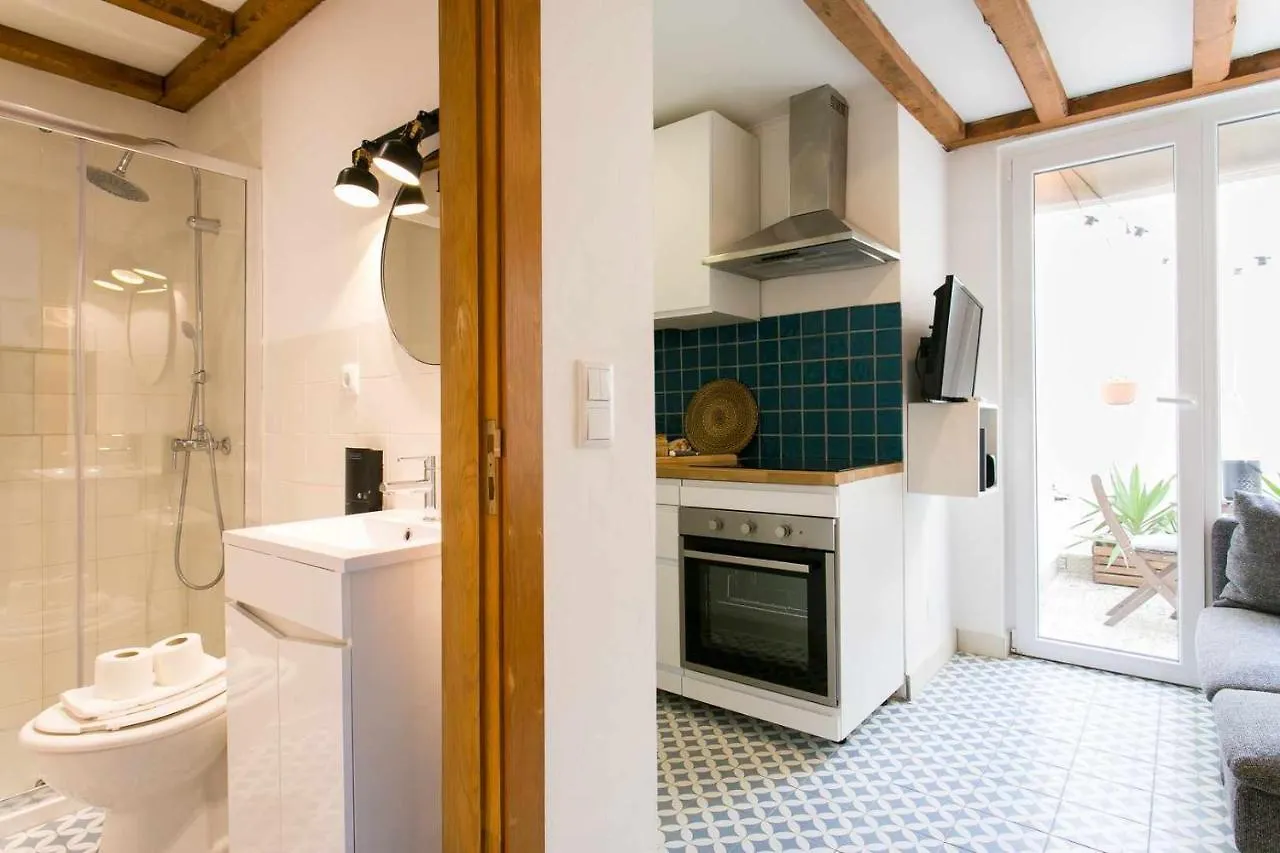 Trendy Lisbon Home With Terrace Lx Factory Апартаменты