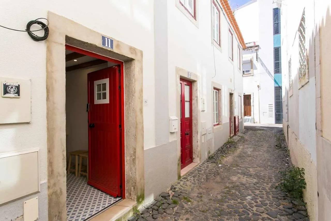 Trendy Lisbon Home With Terrace Lx Factory Apartment